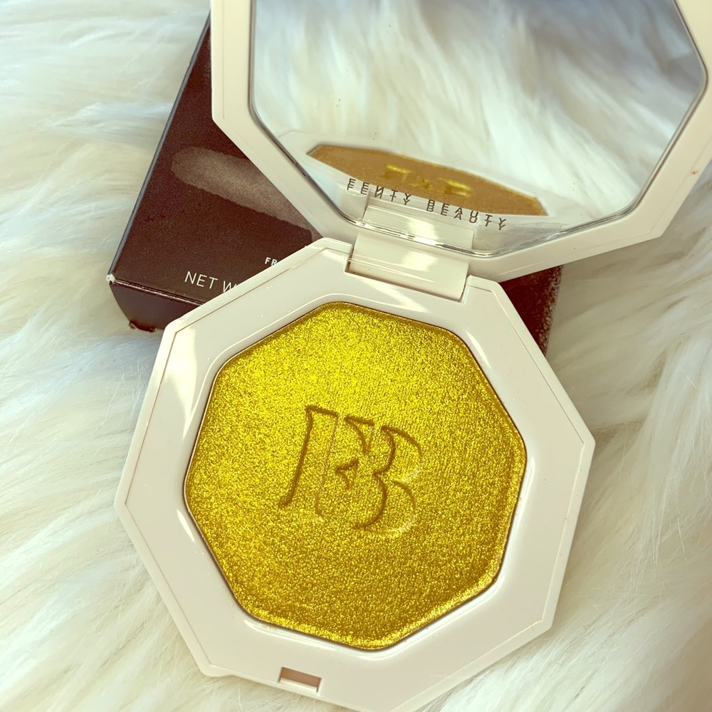 Fenty Beauty Highlighter “Killawatt”